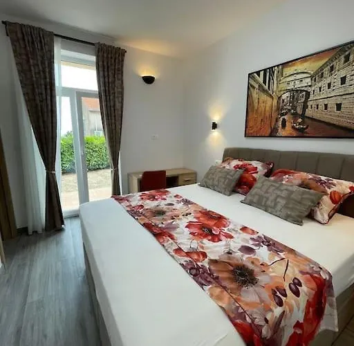 La2 Luxury Near Bacvice Apartment Split
