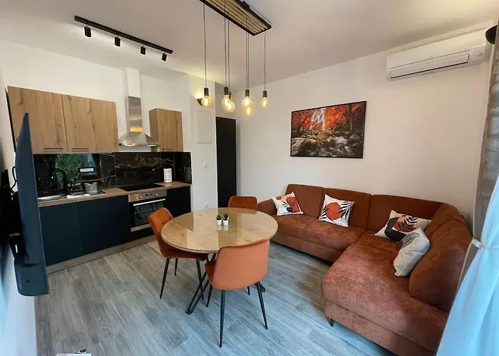 La2 Luxury Near Bacvice Apartament *