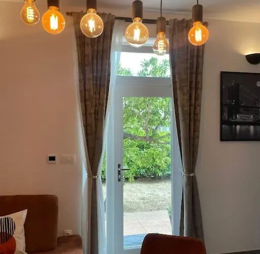 La2 Luxury Near Bacvice Apartament